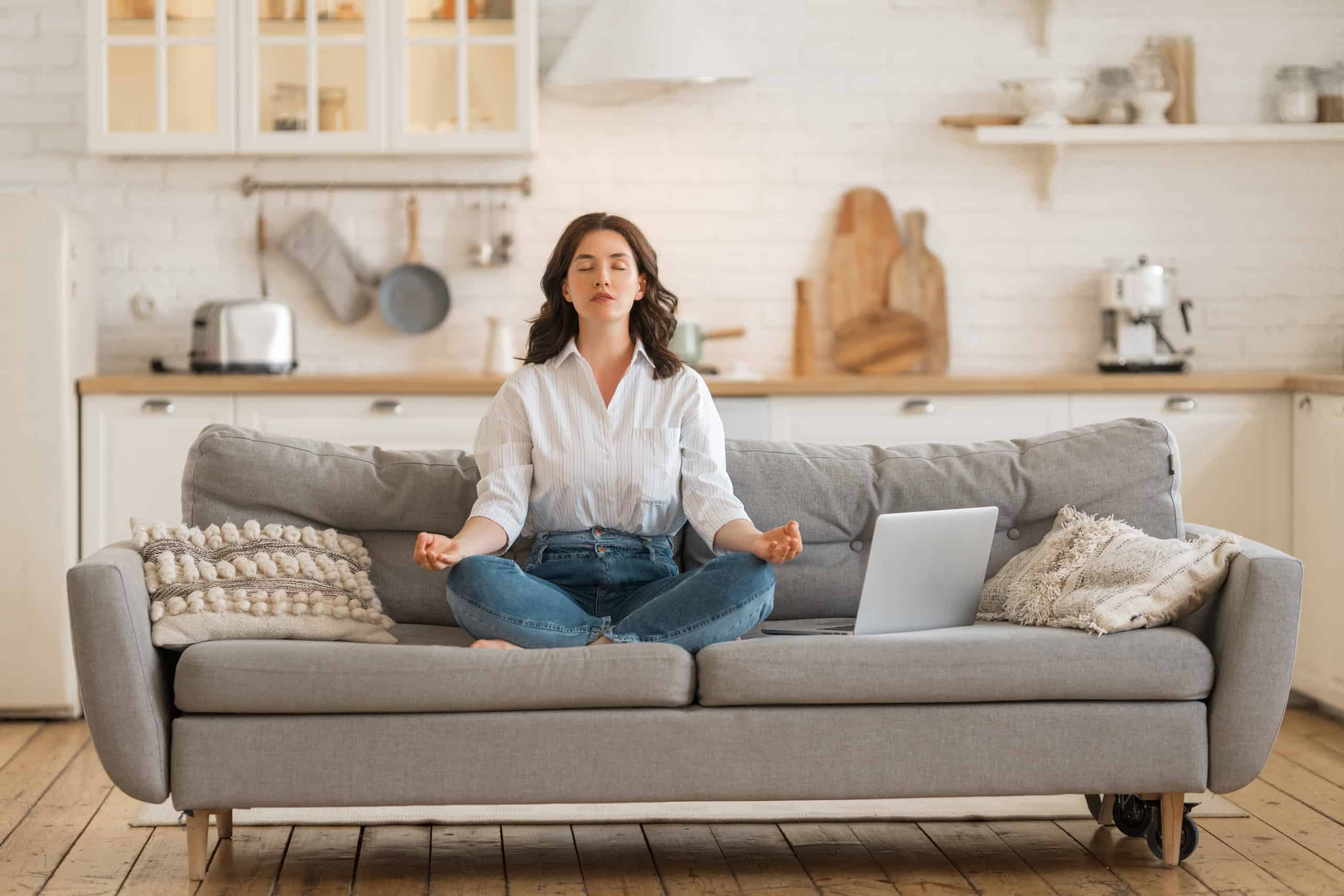 Choosing the Right Meditation Cushion for Back Support