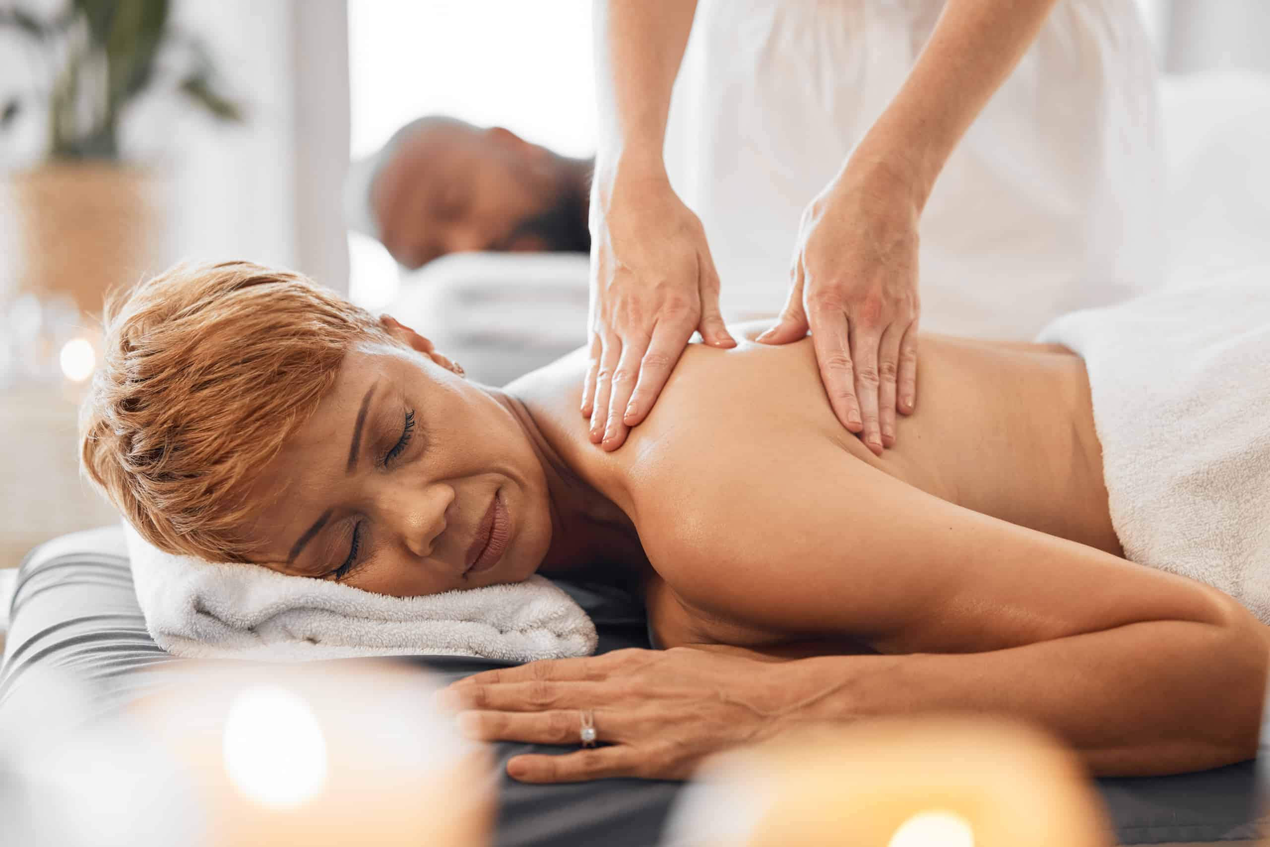 Unwind with a Partner: Couples Massage Techniques for Back Pain