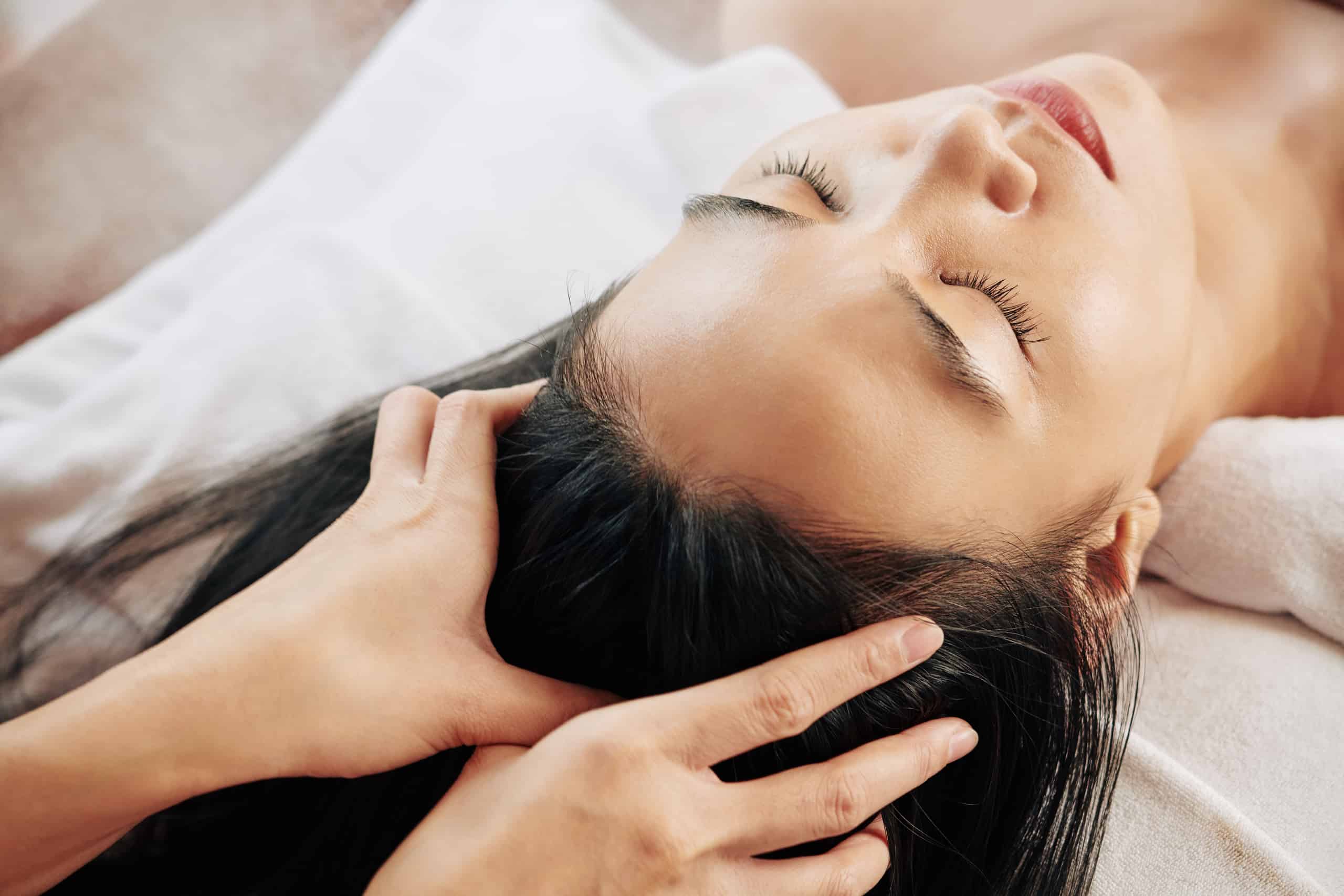 The Benefits of Scalp Massage for Tension-Related Back Pain