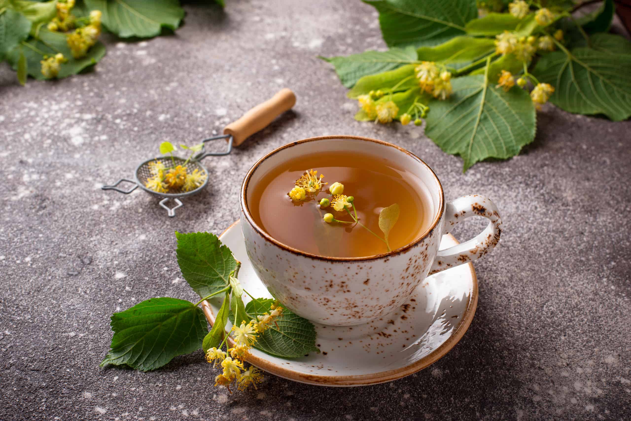 The Best Times to Drink Herbal Teas for Back Pain Relief