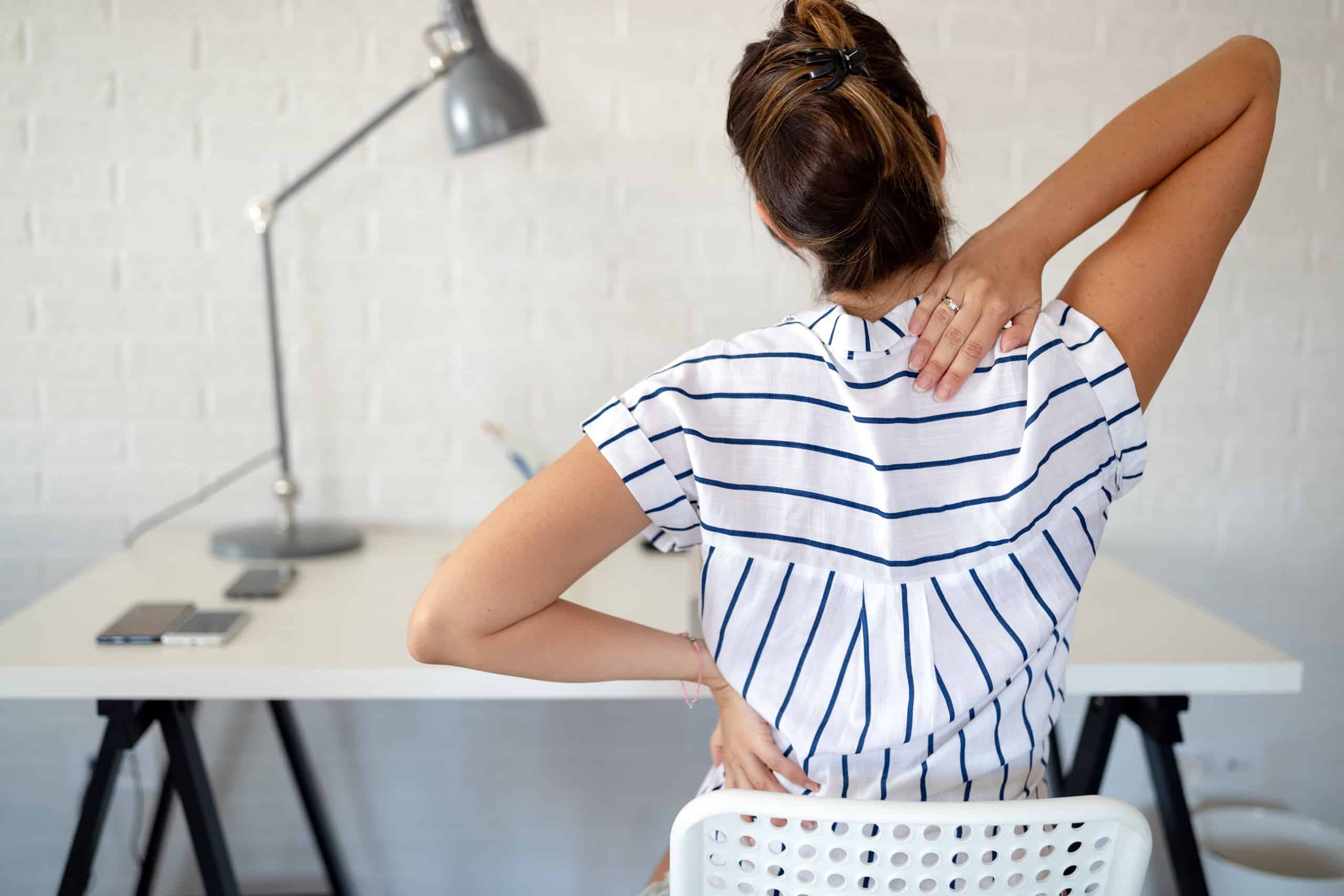 Desk Ergonomics 101: Align Your Workstation for Back Pain Relief